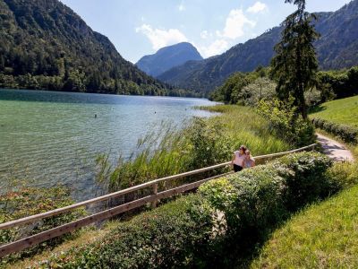 Thumsee mit Wanderweg